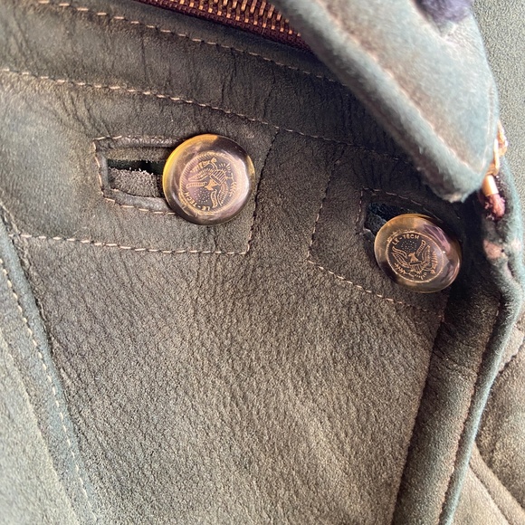 Women's Suede Shearling Winter Coat - Picture 2 of 4